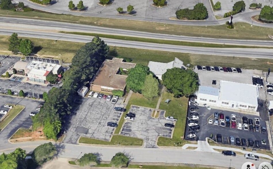 More Photos Of 4209 Frontage Rd, Fayetteville Office For Lease