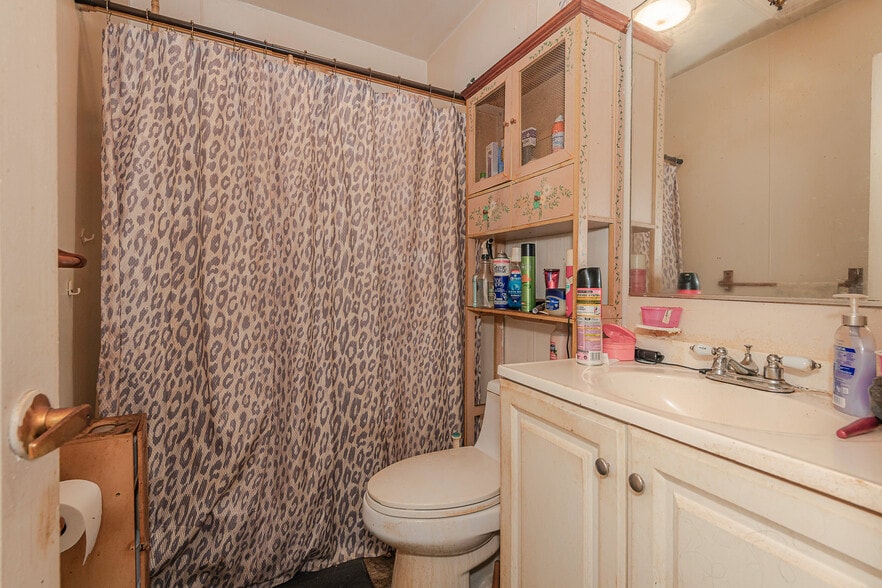 More Photos Of 302 SW 2nd Ave, Dania Beach Multifamily For Sale