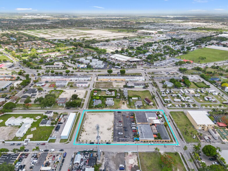 More Photos Of 17 NE 1st Rd, Homestead Storefront Retail Office For Sale
