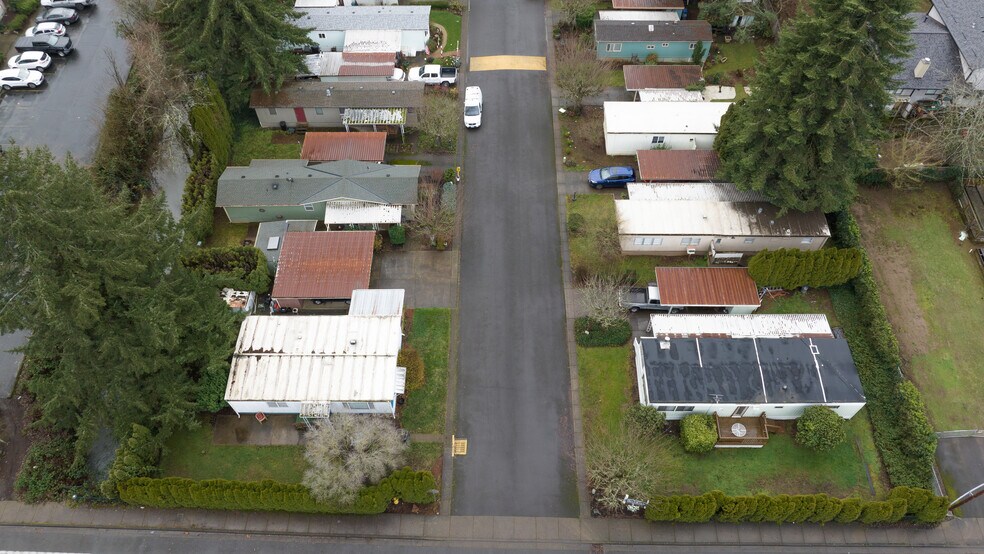 More Photos Of 1652 Wiltsey Rd SE, Salem Manufactured Housing Mobile Home Park For Sale