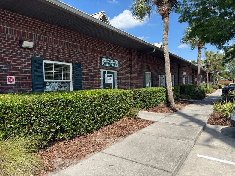 More Photos Of 100 Burnsed Pl, Oviedo Medical For Lease