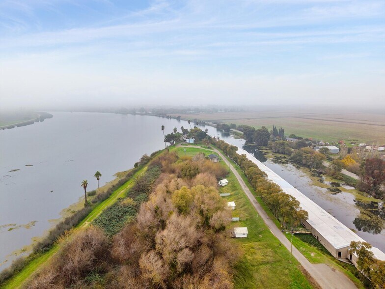 More Photos Of 500 Brannan Island Rd, Isleton Marina For Sale