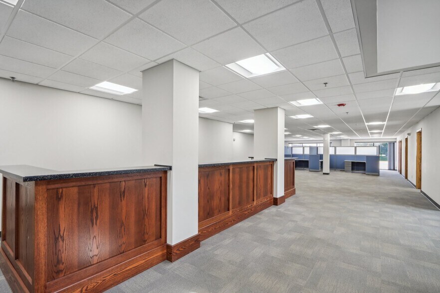 More Photos Of 150 Business Park Dr, Sun Prairie Industrial For Sale