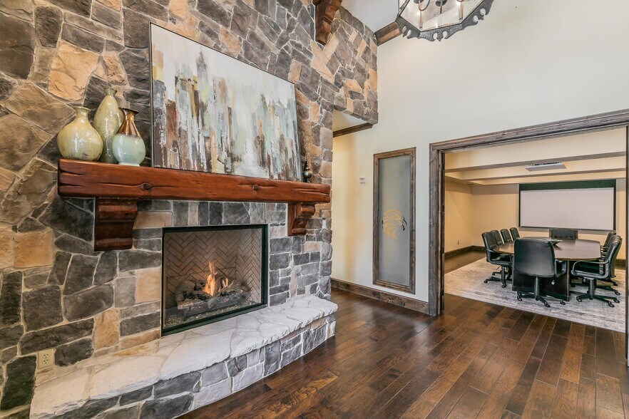 More Photos Of 4508 Colleyville Blvd, Colleyville Office Residential For Lease