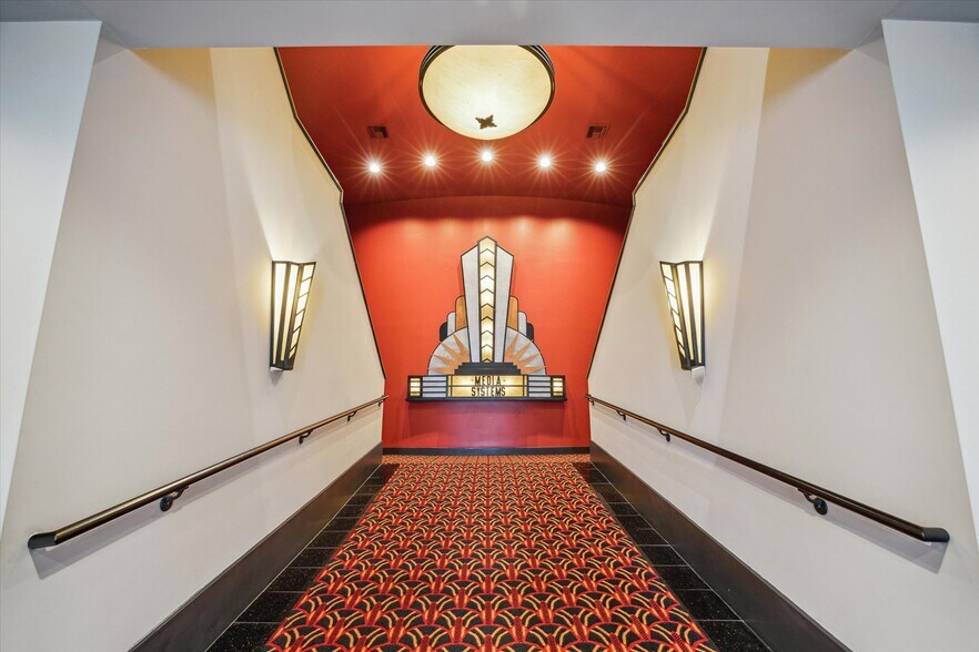 More Photos Of 5913 Washington Ave, Houston Office Residential For Sale