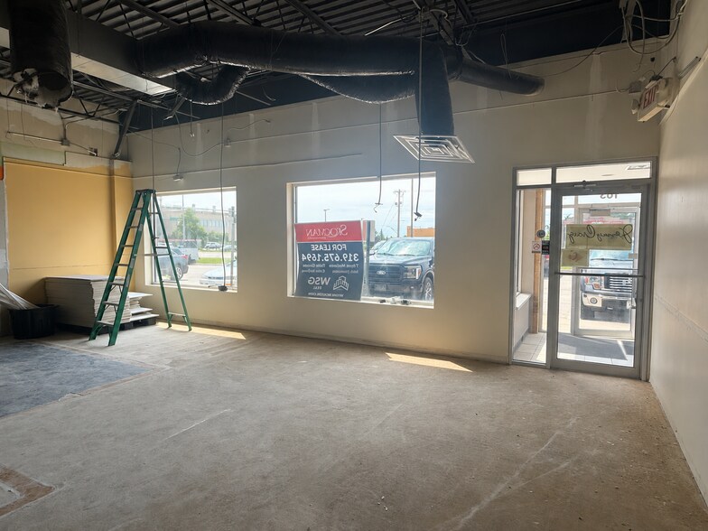 More Photos Of 4840 Asbury Rd, Dubuque Storefront Retail Office For Lease