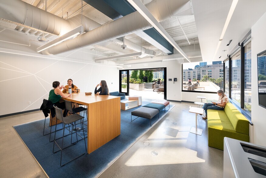 More Photos Of 221 Main St, San Francisco Office For Lease