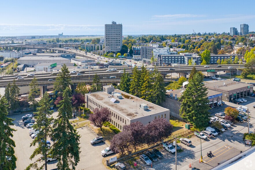 More Photos Of 8955 Shaughnessy St, Vancouver Office Residential For Sale