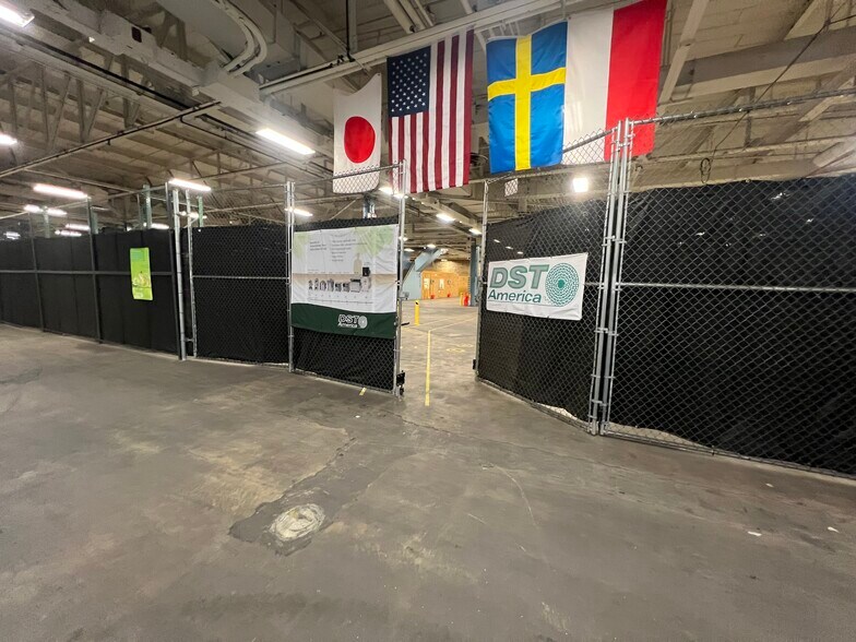 More Photos Of 1004 New Holland Ave, Lancaster Manufacturing For Lease