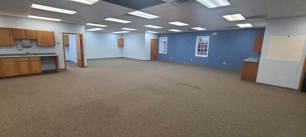 More Photos Of 1289 M-89, Otsego Medical For Lease