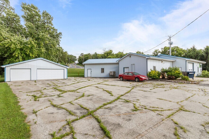 More Photos Of N7658 County Highway WH, Taycheedah Manufacturing For Sale