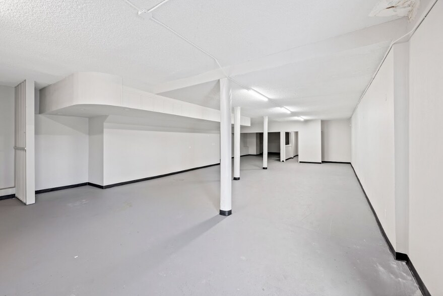 More Photos Of 1425 E 4th St, Reno Storefront Retail Residential For Sale