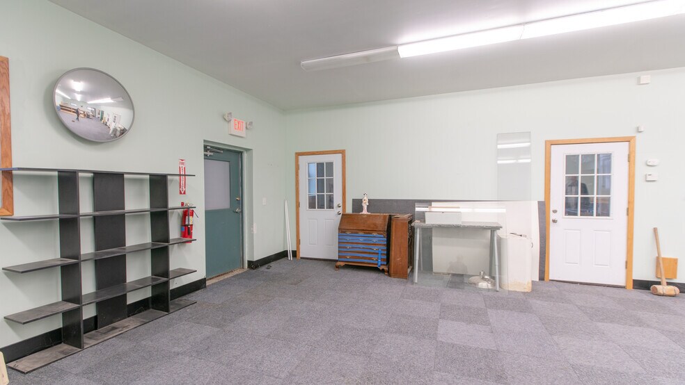 More Photos Of 309-311 S Broadway, Gloucester City Storefront For Sale