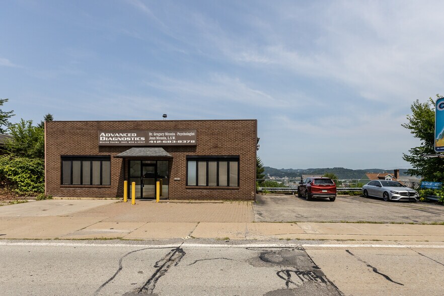 More Photos Of 3519 Bigelow Blvd, Pittsburgh Office For Sale