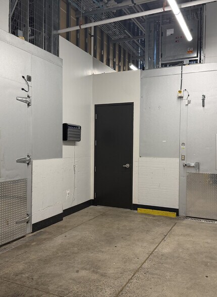 More Photos Of 133-137 Highway 35, Eatontown Freestanding For Lease