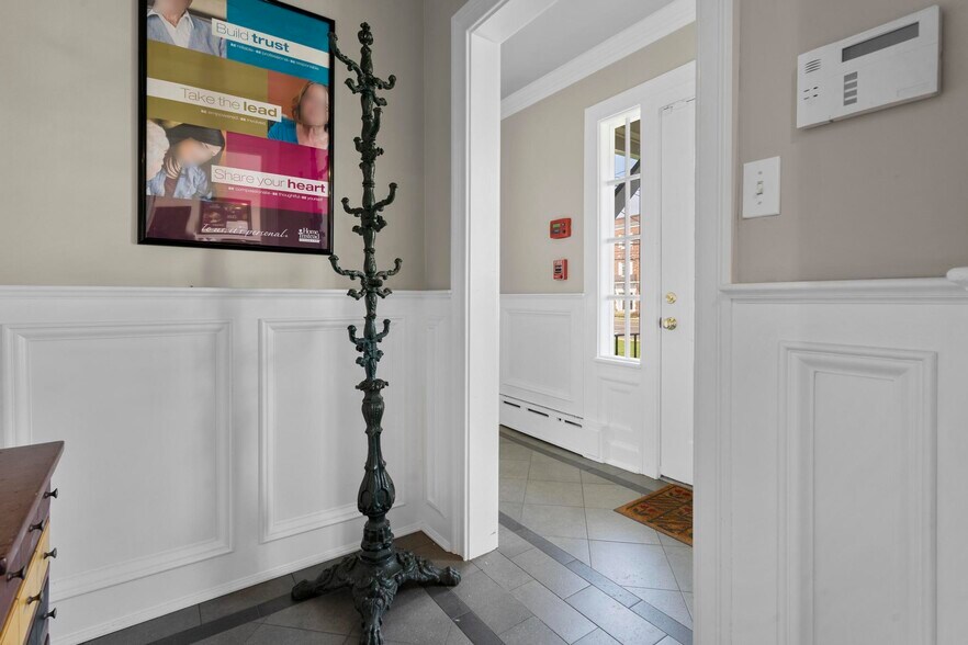 More Photos Of 158 East Ave, Norwalk Office For Lease