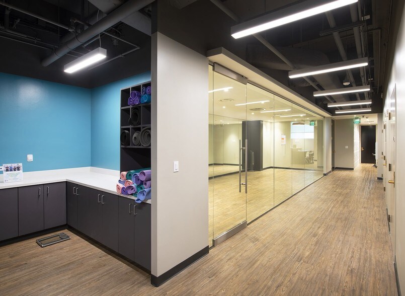 More Photos Of 101 E Kennedy Blvd, Tampa Office For Lease