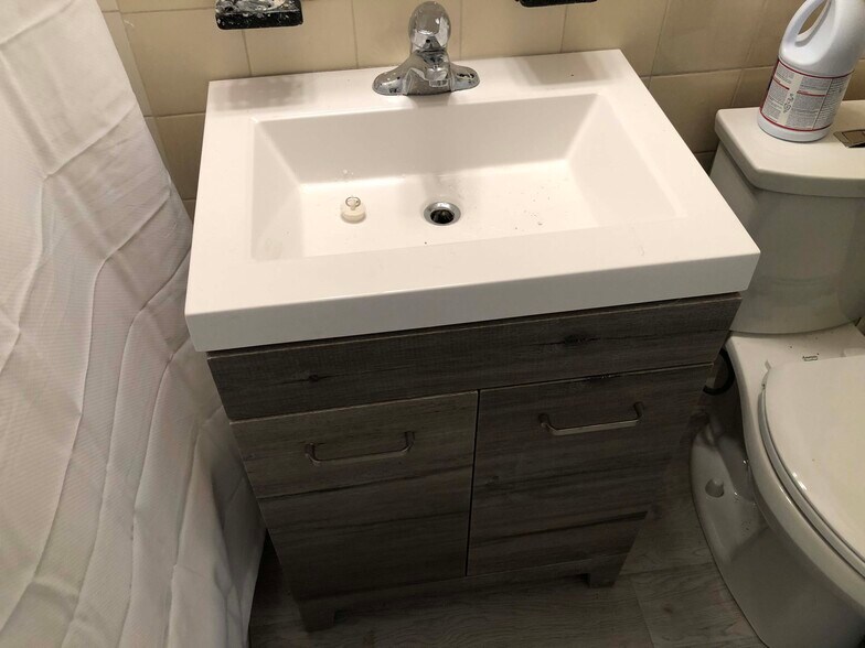 More Photos Of 2839 Bathurst St, Toronto Storefront Retail Residential For Sale