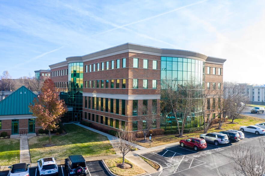 More Photos Of 9510 Ormsby Station Rd, Louisville Office For Lease