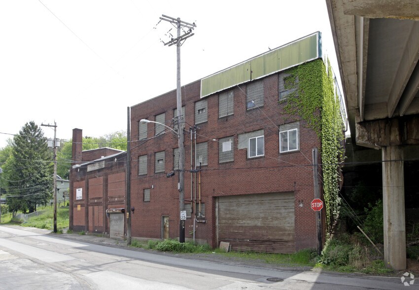 More Photos Of 806 Sixth St, Braddock Warehouse For Sale