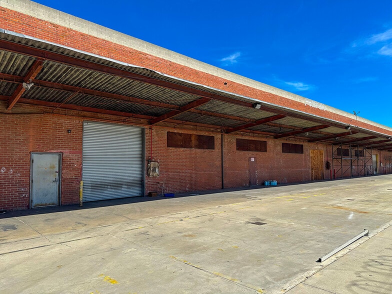 More Photos Of 4700 S Boyle Ave, Vernon Warehouse For Lease