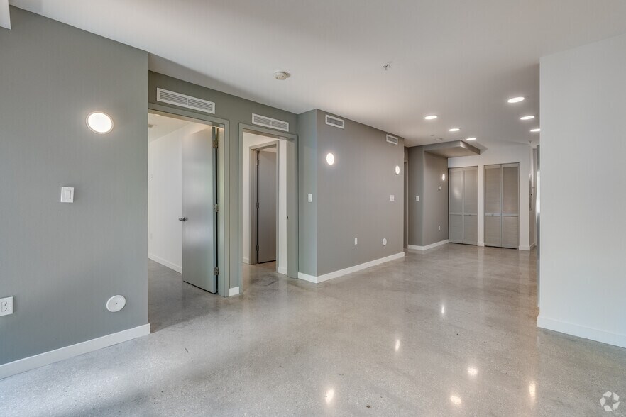 More Photos Of 5742 SW 62nd St, Coral Gables Apartments For Sale