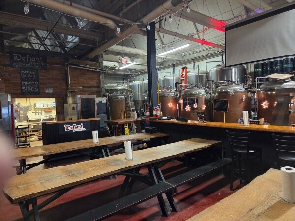 More Photos Of 6 Dexter Plz, Pearl River Warehouse For Lease