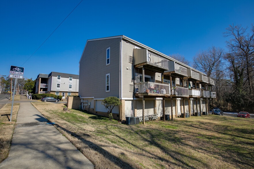 More Photos Of 3900 Forest Hill Ave, Richmond Apartments For Sale