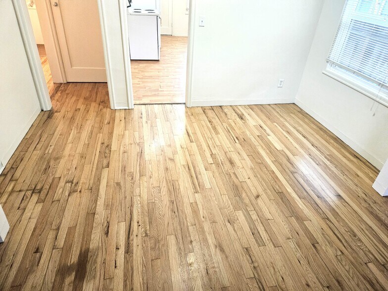 More Photos Of 1233 W 8th Ave, Eugene Apartments For Sale