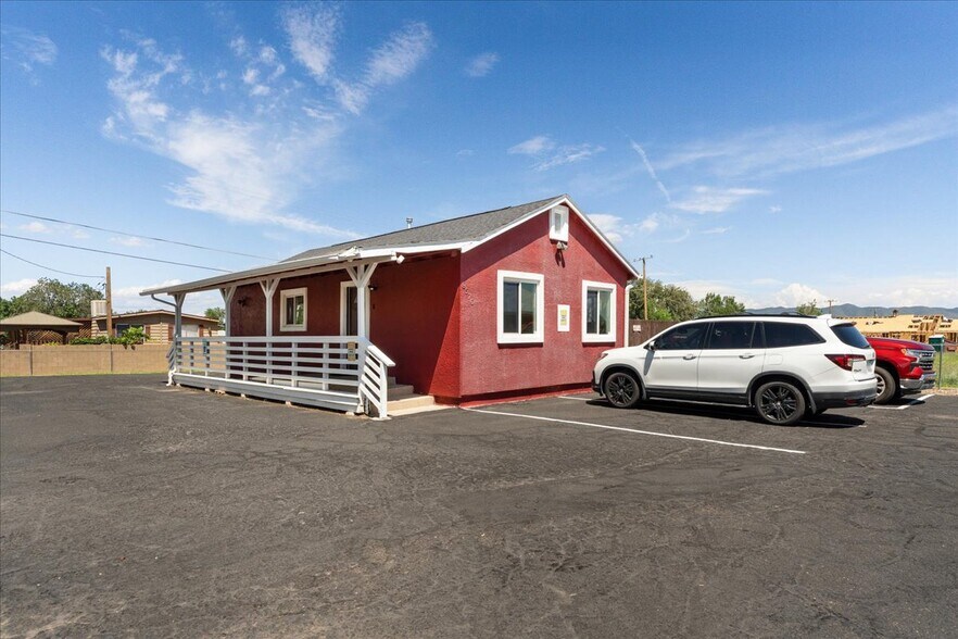 More Photos Of 8570 E Loos Dr, Prescott Valley Medical For Sale