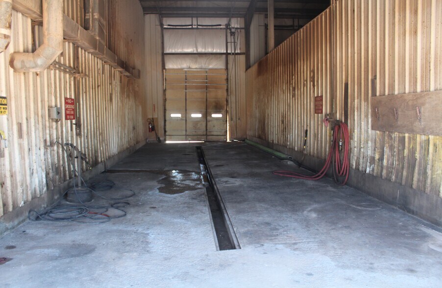 More Photos Of 4616 Oil Patch Dr, Woodward Warehouse For Sale