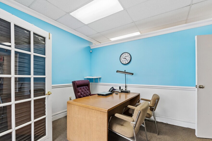 More Photos Of 300 US Highway 9, Freehold Freestanding For Sale