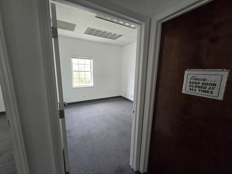 More Photos Of 2730 E WT Harris Blvd, Charlotte Office For Lease