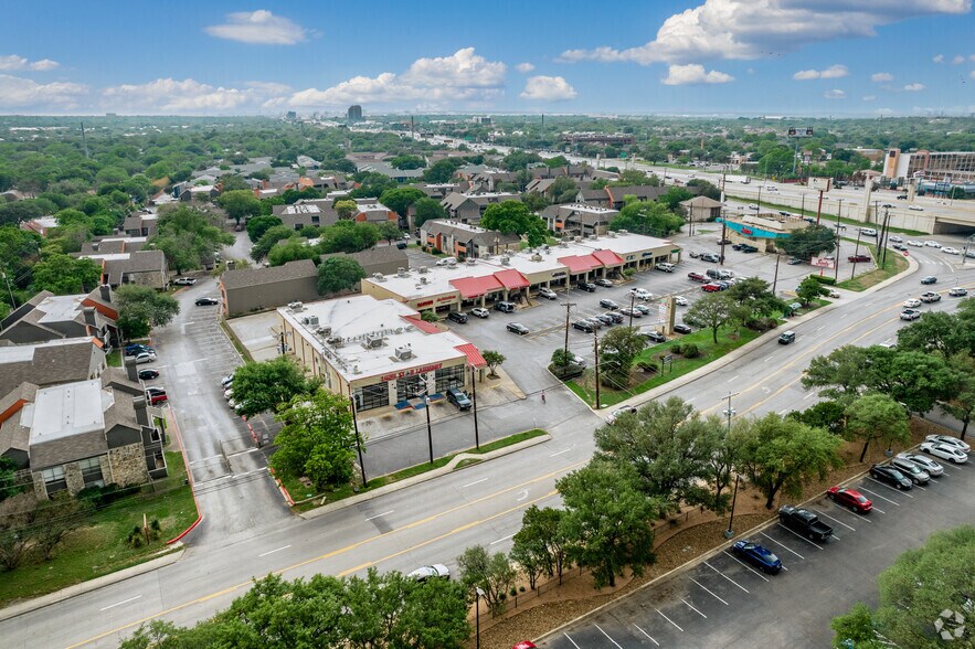 More Photos Of 8341-8381 Perrin Beitel Rd, San Antonio Unknown For Lease