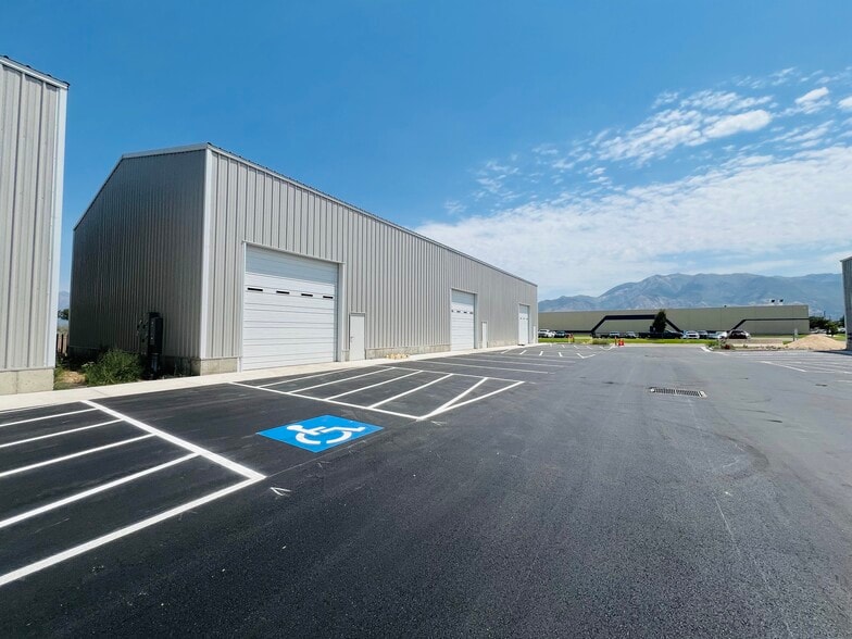 More Photos Of 1438 W 3300 S, Ogden Manufacturing For Lease