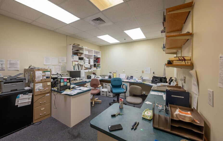 More Photos Of 610 Jones Ferry Rd, Carrboro Medical For Sale