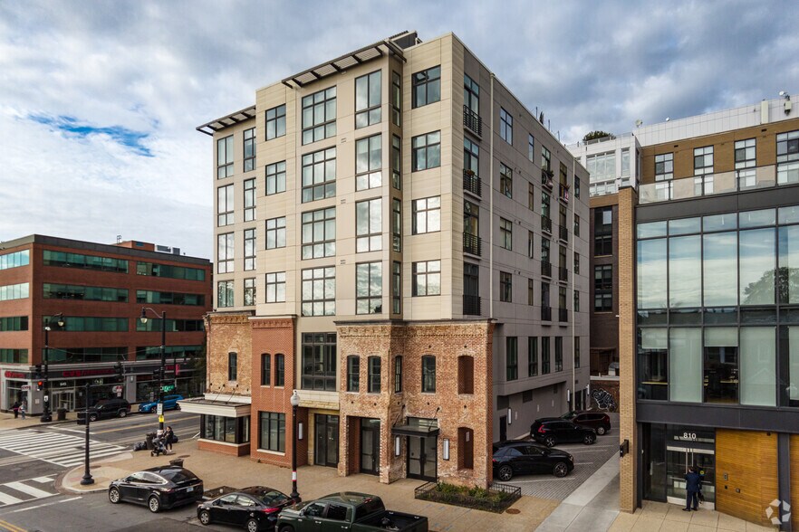 More Photos Of 650 H St NE, Washington Office For Sale