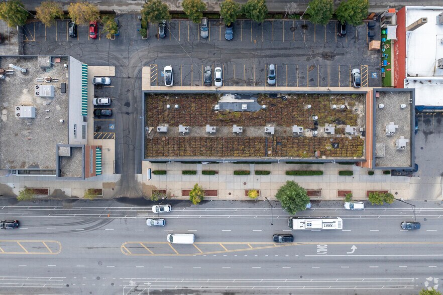 More Photos Of 5225-5253 W Madison St, Chicago Storefront Retail Office For Sale