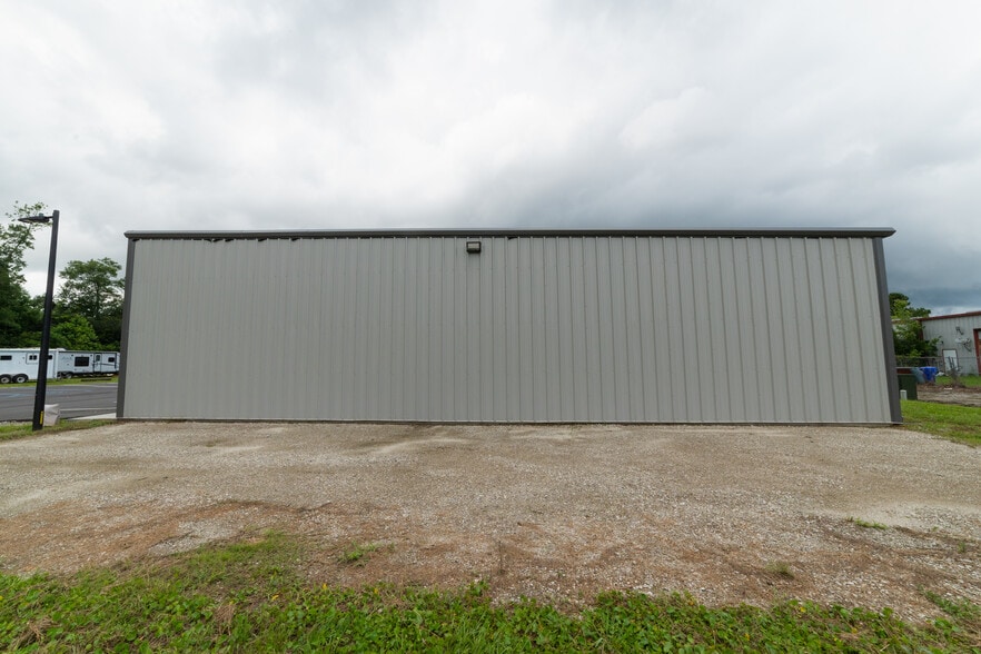 More Photos Of 4557 Savannah Hwy, Ravenel Light Manufacturing For Lease