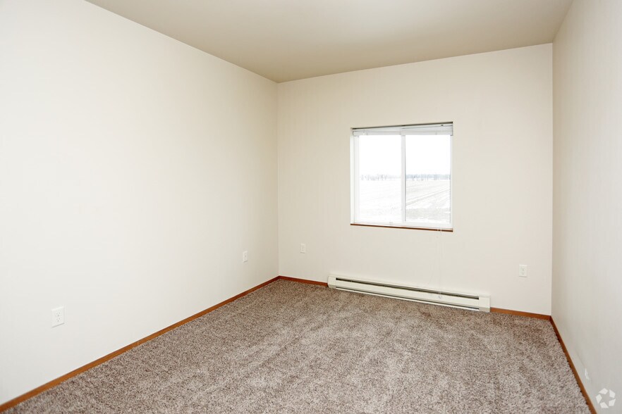 More Photos Of 1300-1302 Quiniela Dr, North Sioux City Apartments For Sale