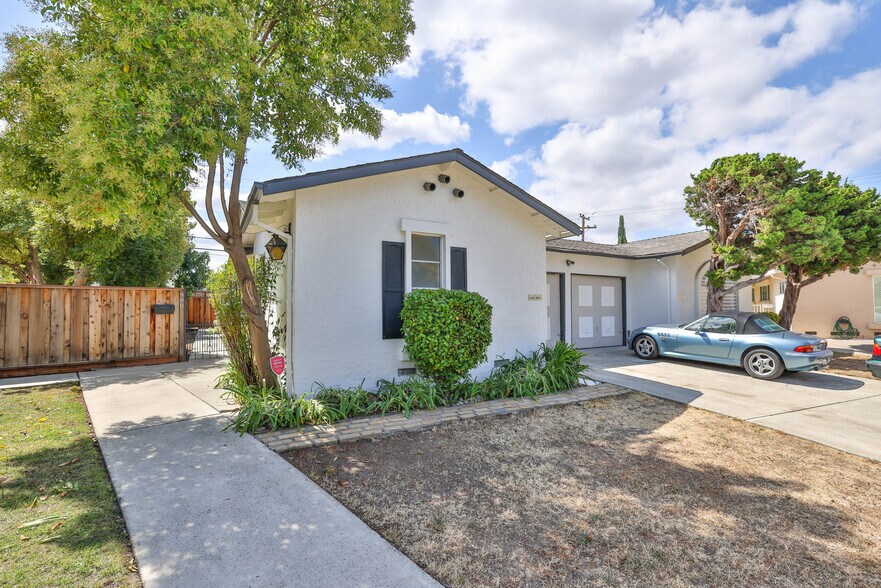 More Photos Of 992 Gale Dr, Campbell Apartments For Sale