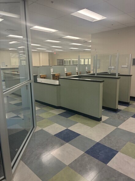 More Photos Of 13089 S Ashland Ave, Calumet Park Medical For Lease