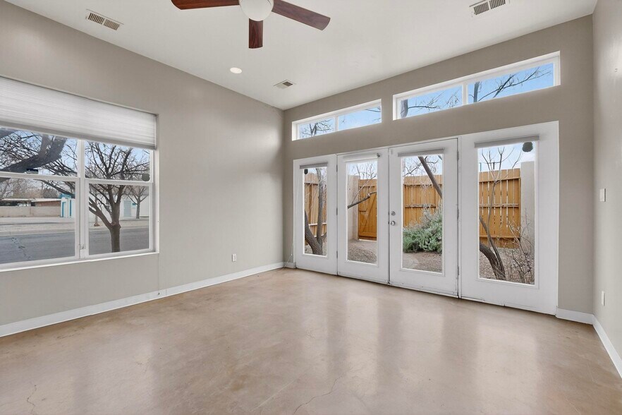 More Photos Of 501-505 14th St NW, Albuquerque Office Residential For Lease