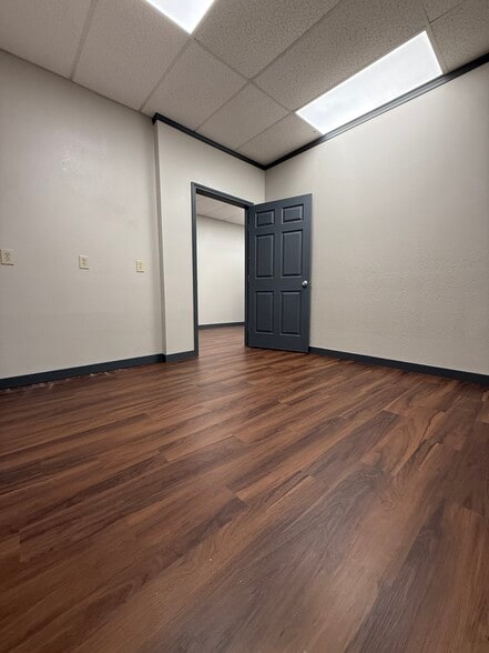 More Photos Of 330 S Blue Mound Rd, Fort Worth Freestanding For Sale