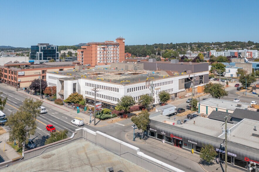 More Photos Of 2621-2629 Douglas St, Victoria Office For Sale