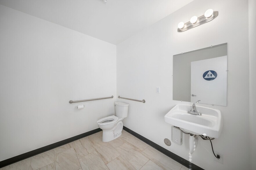 More Photos Of 8040 El Camino Real, Atascadero Daycare Center For Lease