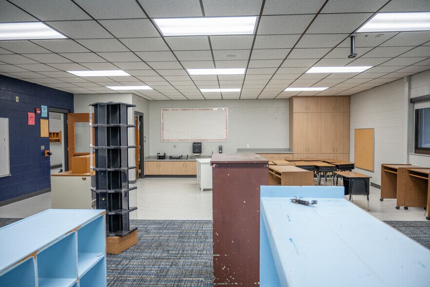 More Photos Of 201 Hoehn dr, Lyndon Station Specialty For Sale