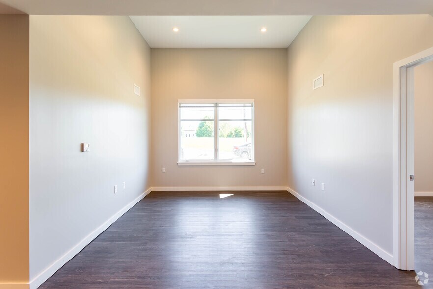 More Photos Of 490 Broadway St, Buffalo Apartments For Lease