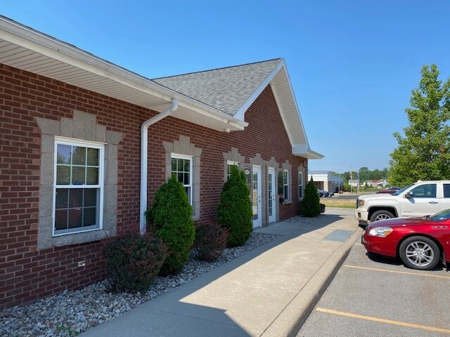 More Photos Of 250 Lucius Gordon Dr, West Henrietta Unknown For Lease