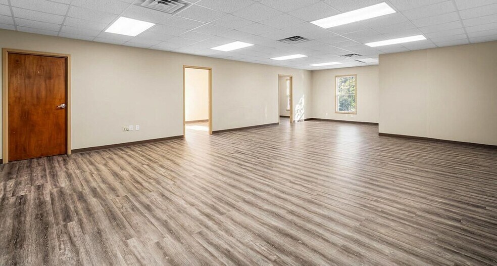 More Photos Of 1450 Jones Dairy Rd, Jasper Medical For Lease